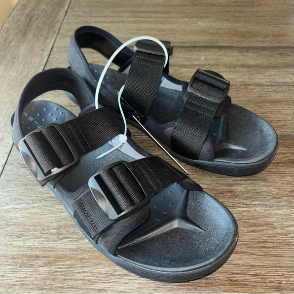 Astral Men's Webber Black Sandals - Picture 1 of 7